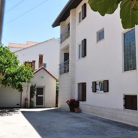 Apartment Dujmovic Trogir